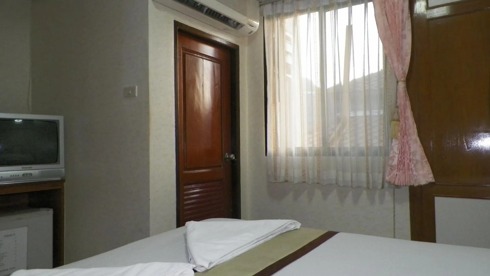 Natacha Hotel Phi Phi Adaları