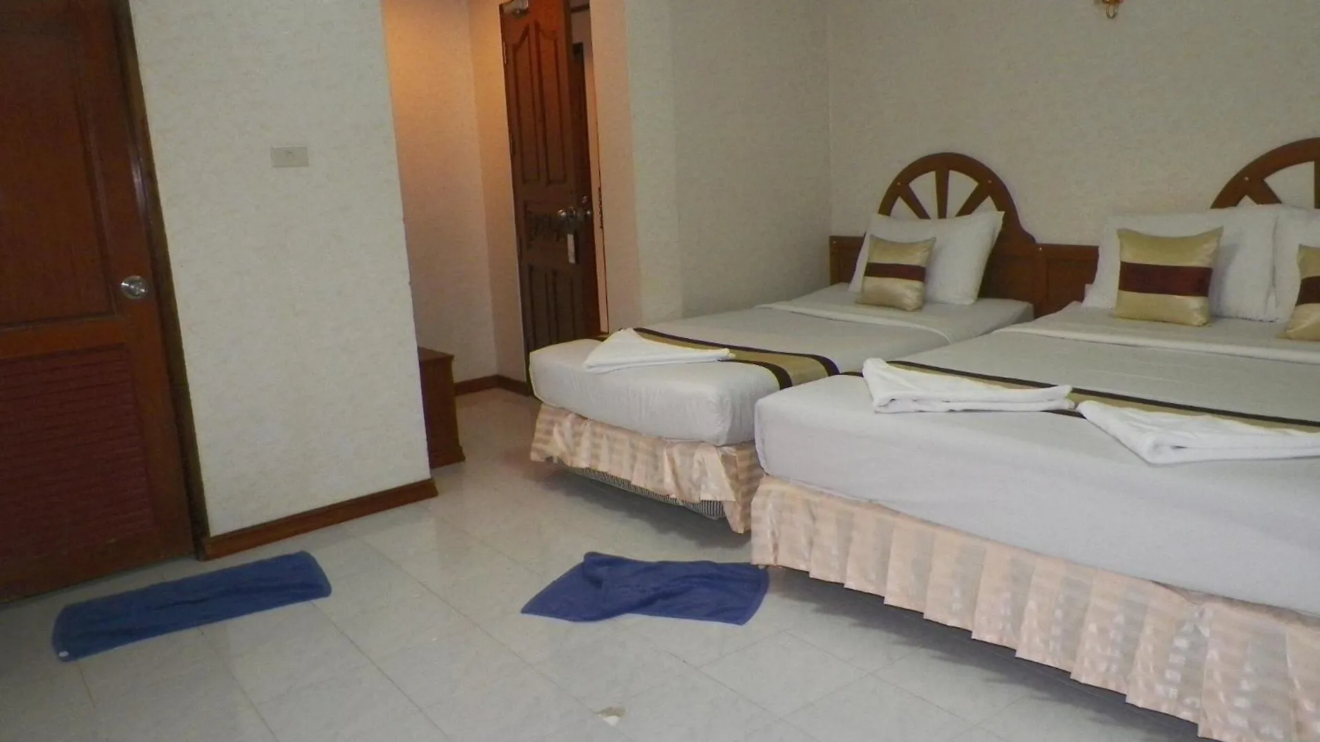 Natacha Hotel Phi Phi Adaları