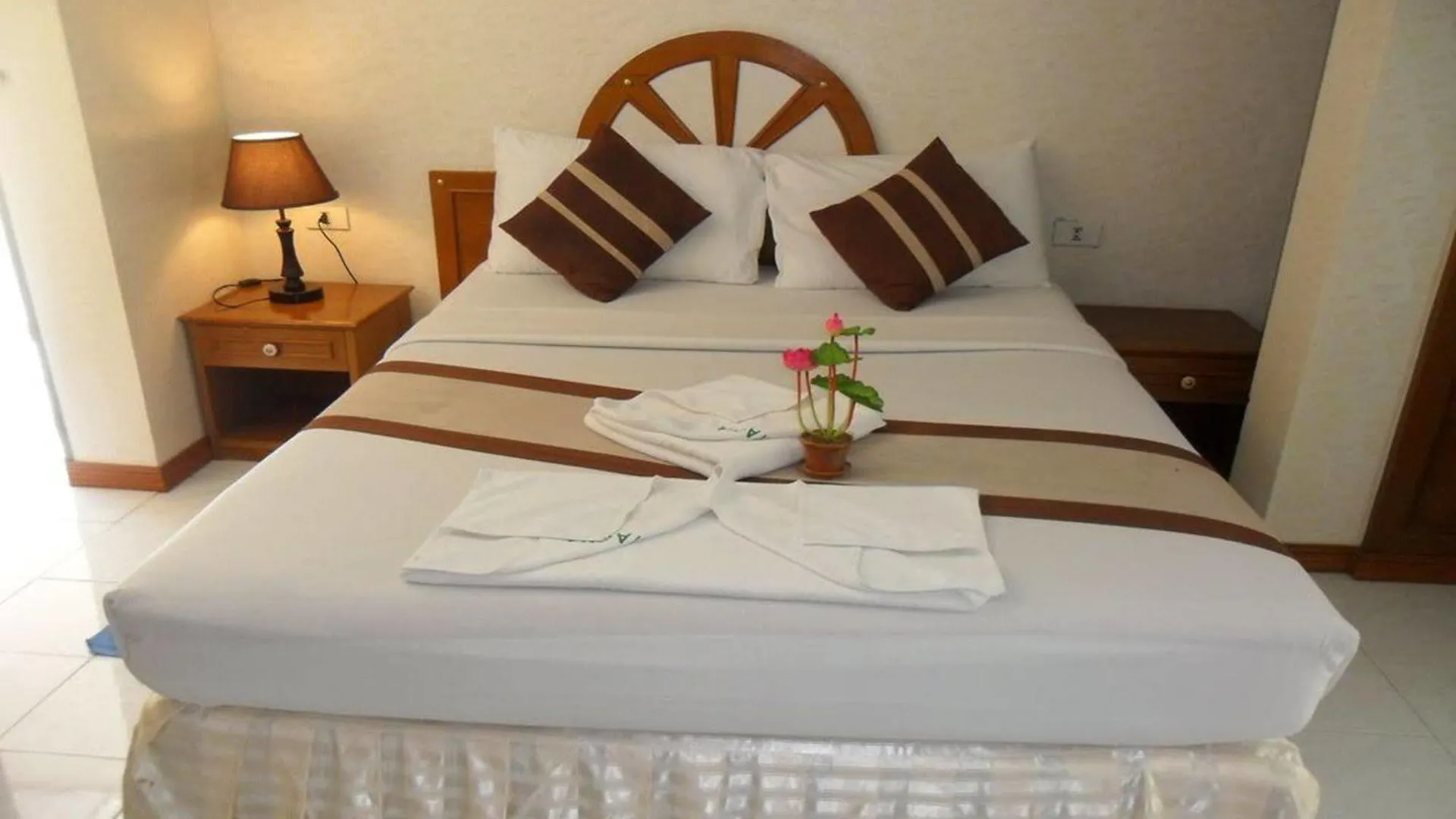 Natacha Hotel Phi Phi Adaları